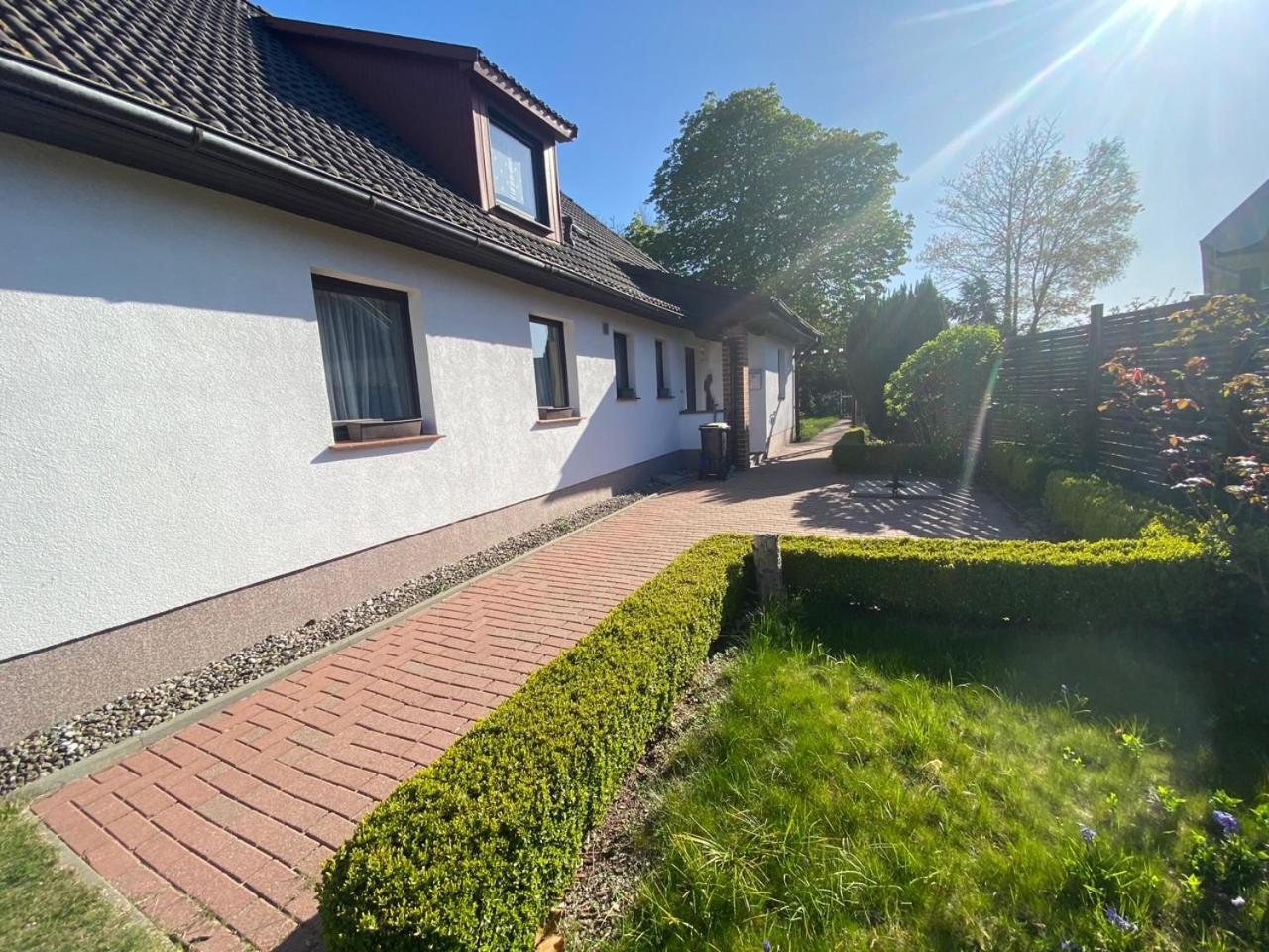 Ostsee-Landhaus Maehl In Prerow Mit Sauna Und Kamin Auch Fuer Gruppen Екстериор снимка
